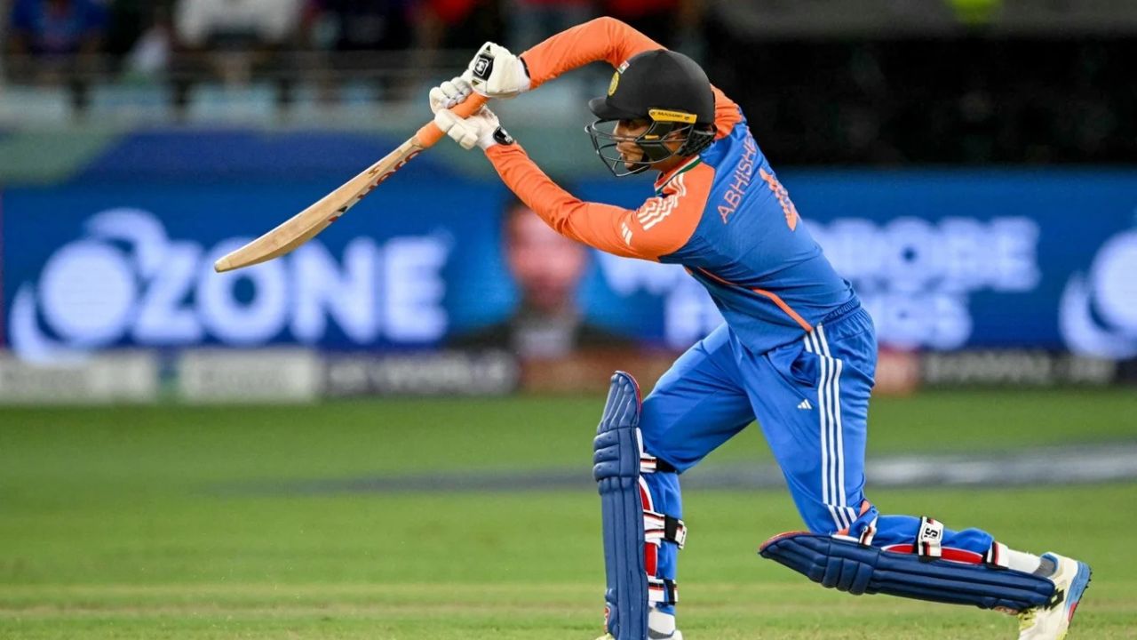 Abhishek Sharma 10 over win bat check