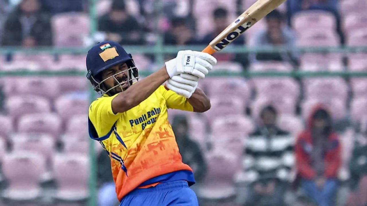 ঋতুরাজ গায়কওয়াড় বিজয় হাজারে রেকর্ড ইনিংস