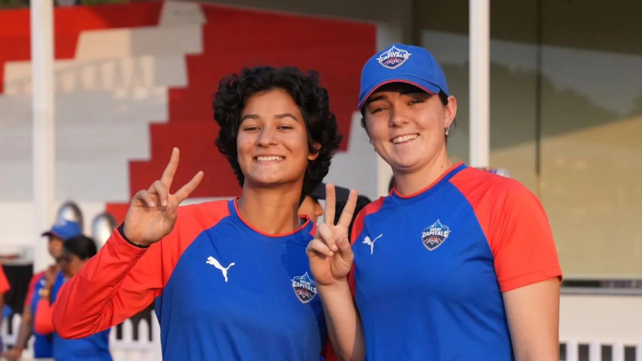 দিয়া যাদব মহিলা প্রিমিয়ার লিগ রেকর্ড