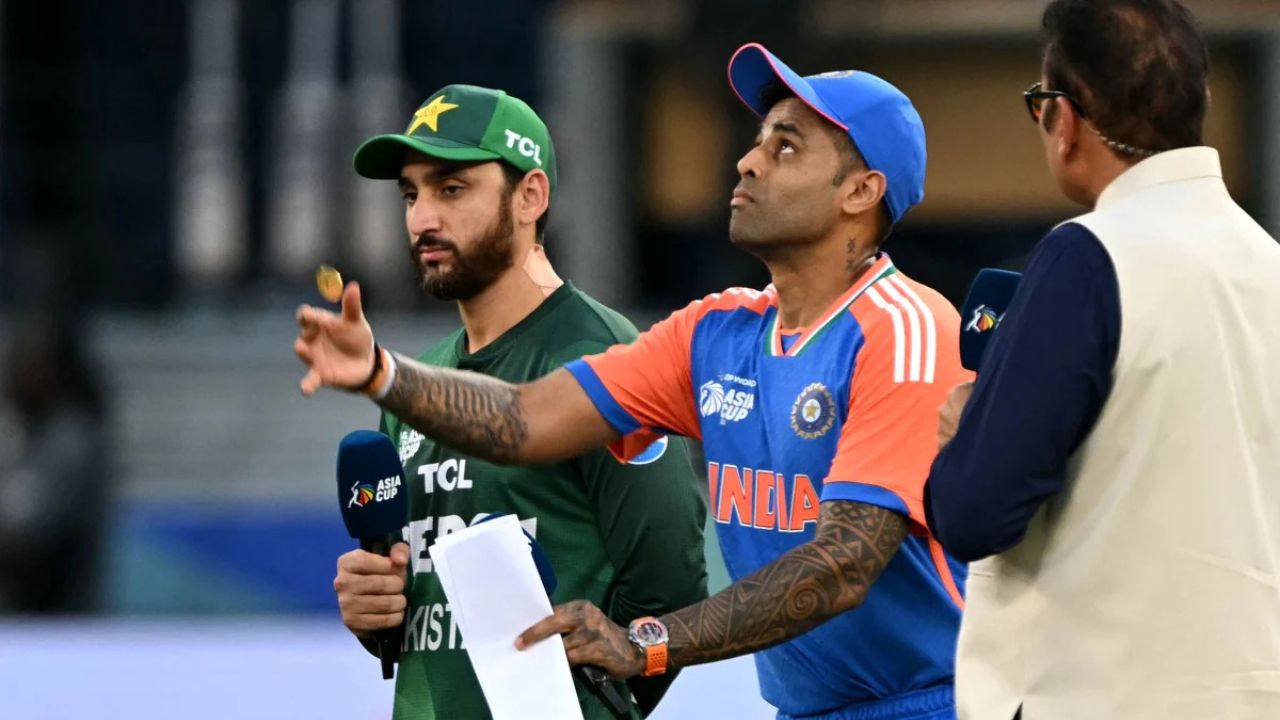 ভারত পাকিস্তান হ্যান্ডশেক বিতর্ক কলম্বো ম্যাচ