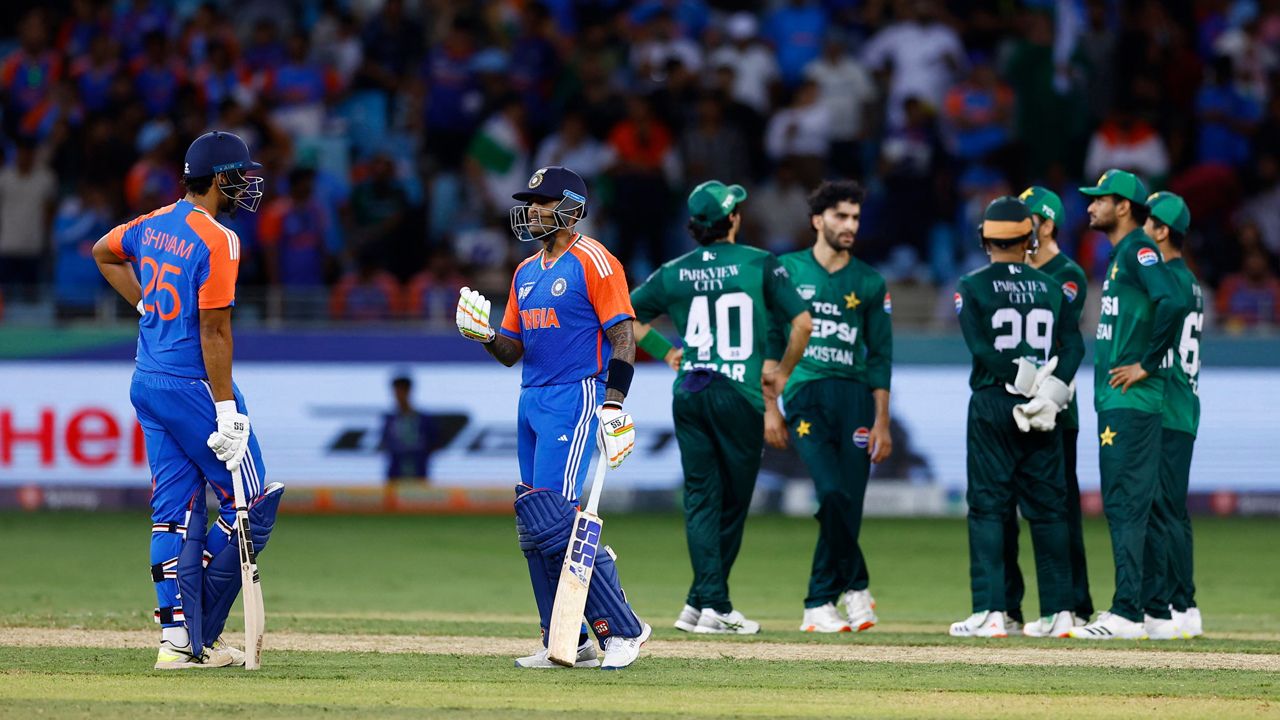১৫ ফেব্রুয়ারি ডাবল ভারত পাকিস্তান ম্যাচ