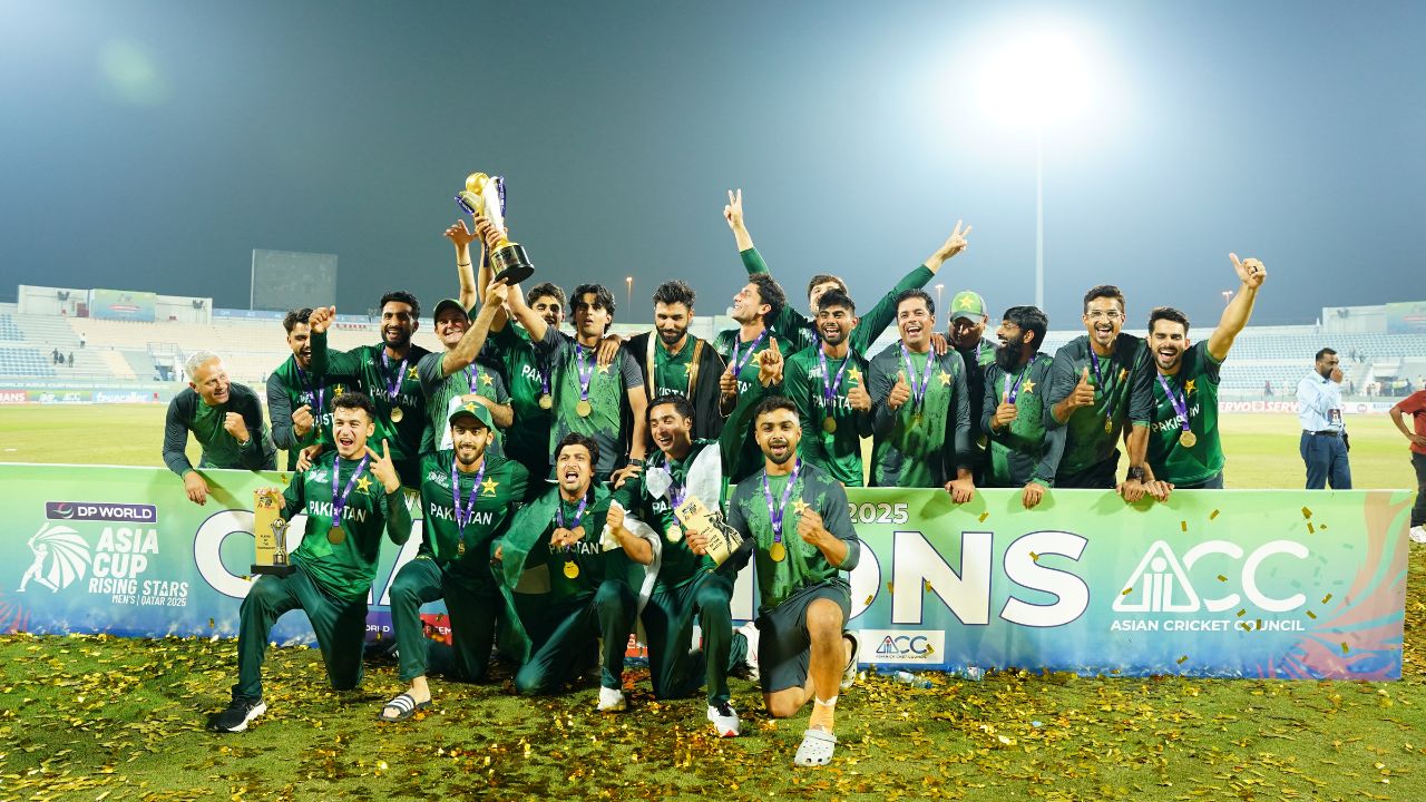 বাংলাদেশ পাকিস্তান সিরিজ জয় শেষ ওভার নাটক