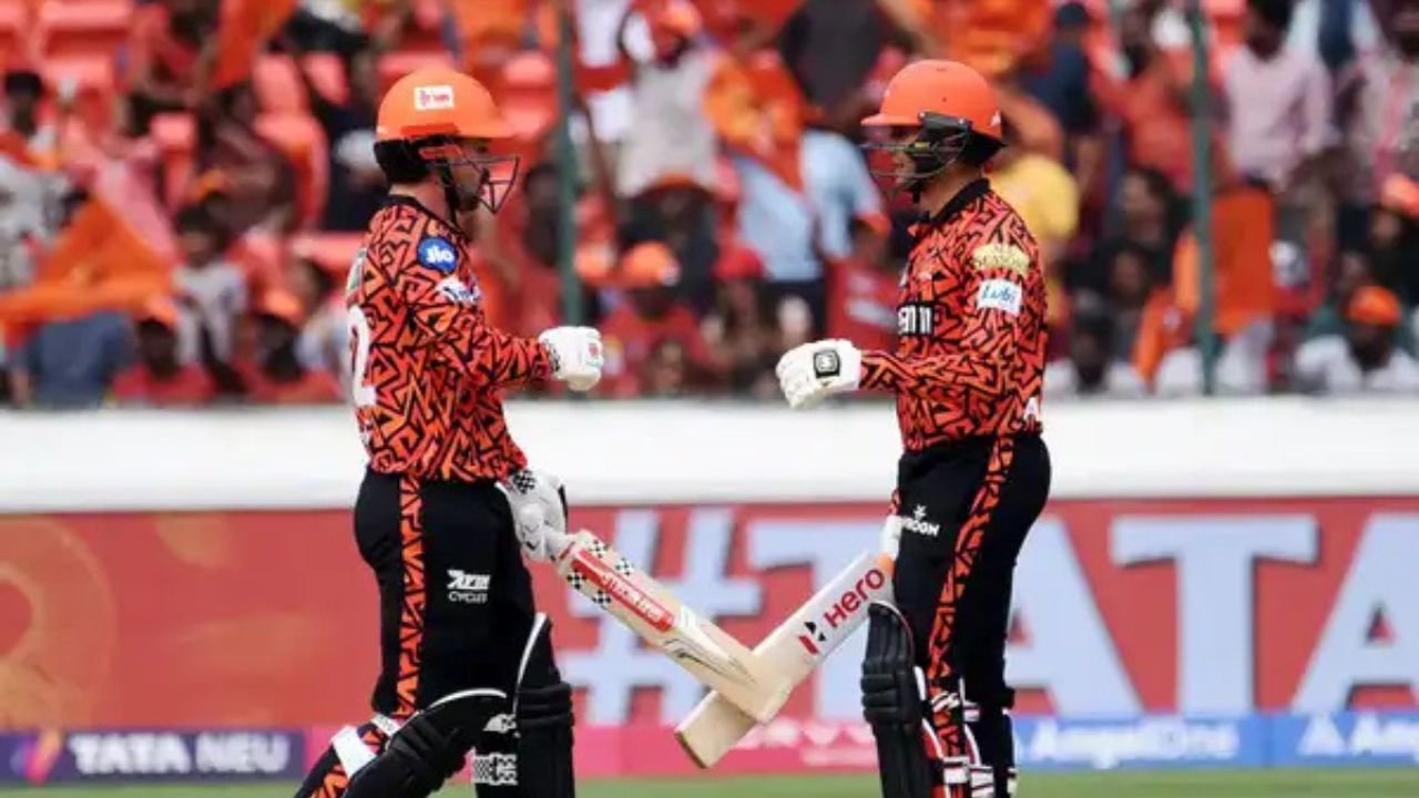 অভিষেক শর্মা প্রিয়াংশ আর্যা যুবরাজ শিষ্য আইপিএল ২০২৬